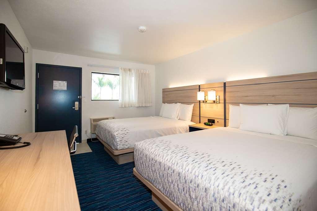 Orange Grove Inn 터스틴 객실 사진
